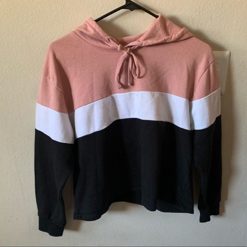 Sweater pink white and black